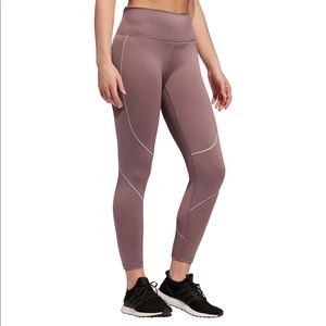 Believe This 2.0 Badge of Sport Wrap 7/8 Leggings